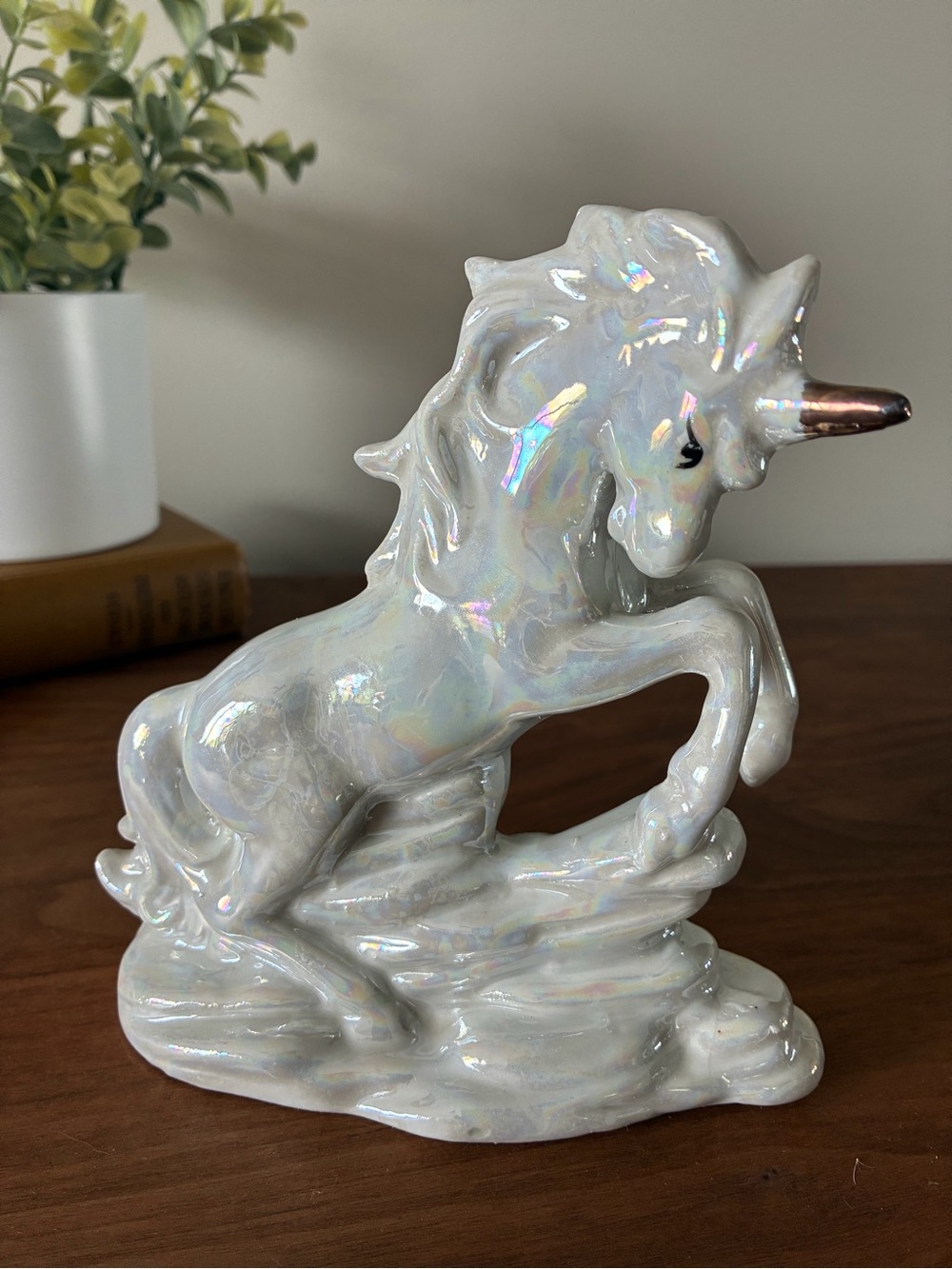 Vintage White Iridescent Lustreware Ceramic Unicorn Figurine | Fantasy/Fairycore